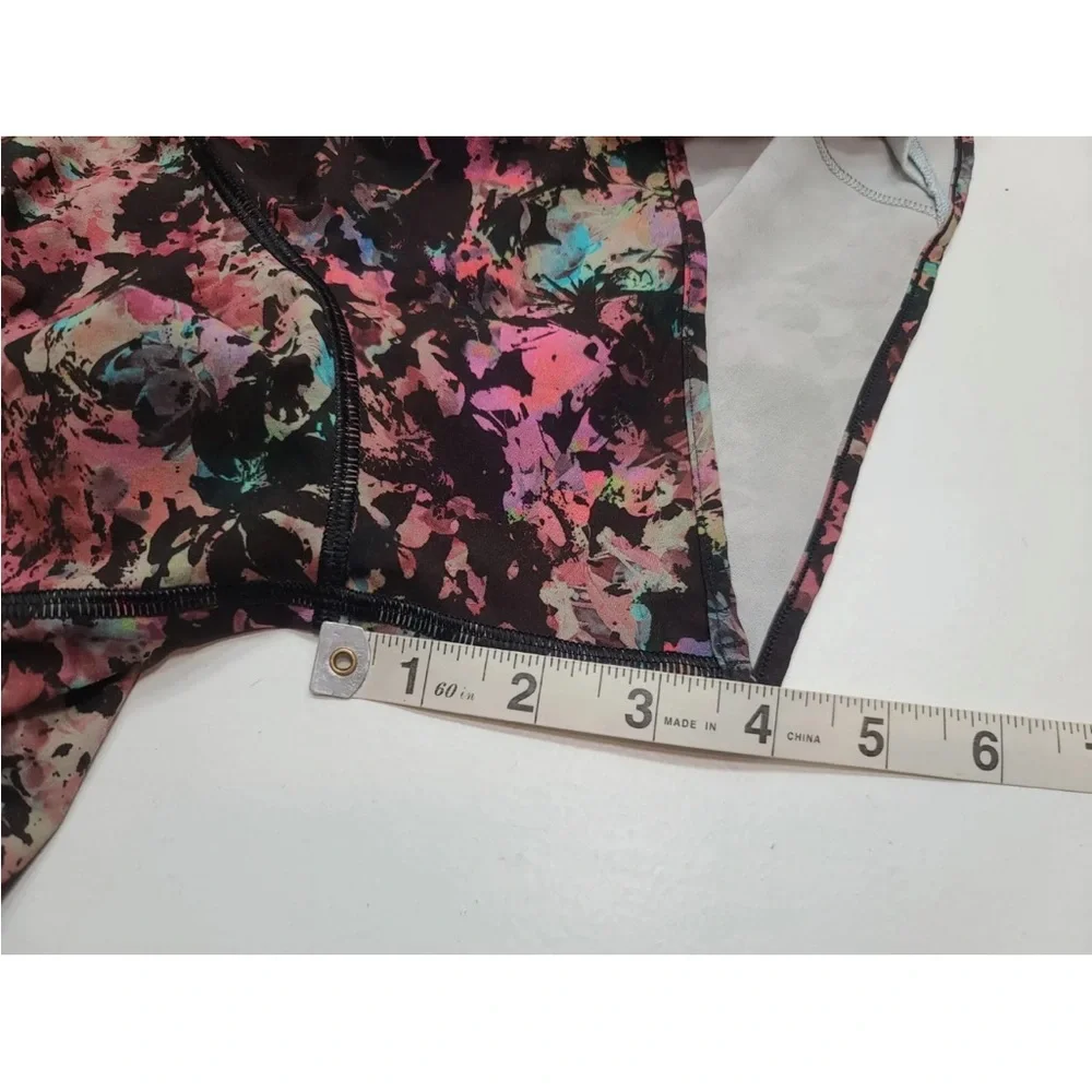 Lululemon Hotty Hot LR Short 4